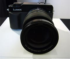 LUMIX DMC-L1